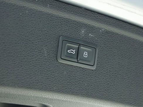 Used 2023 Audi Q5 2.0T Premium Plus image 39