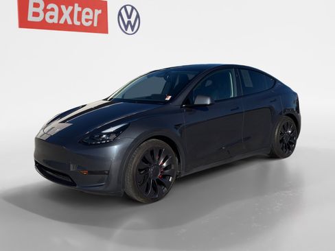 Used 2023 Tesla Model Y Performance image 17