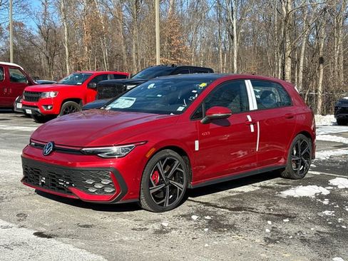 New 2026 Volkswagen GTI SE image 5