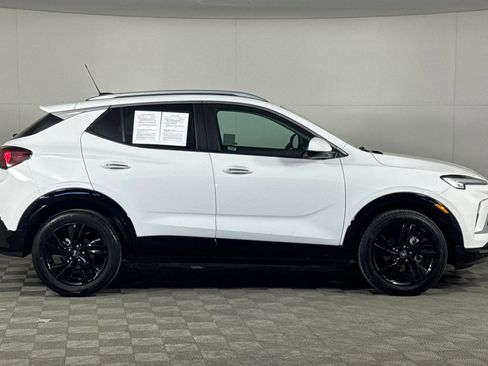 Used 2024 Buick Encore GX Sport Touring w/ Comfort Package image 3