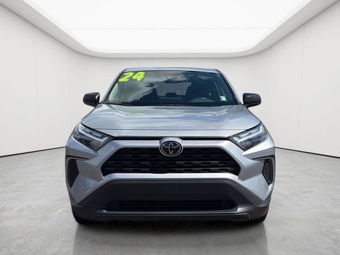 Used 2024 Toyota RAV4 LE AWD/4WD image 33