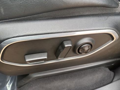 Used 2023 Jeep Wagoneer L Series II image 14