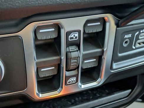 New 2026 Jeep Wrangler Sport S image 20