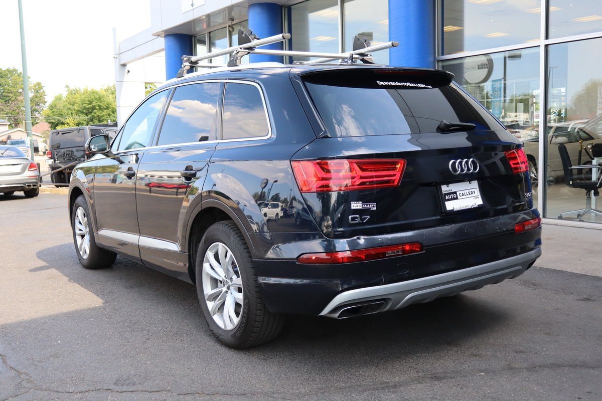 Used 2018 Audi Q7 3.0T Premium Plus AWD/4WD image 3