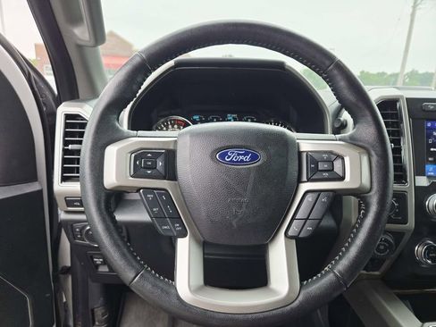 Used 2020 Ford F150 Lariat w/ Equipment Group 502A Luxury AWD/4WD image 23