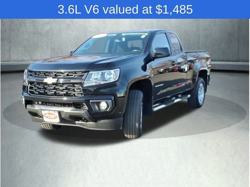 Used 2021 Chevrolet Colorado LT w/ LT Convenience Package image 4