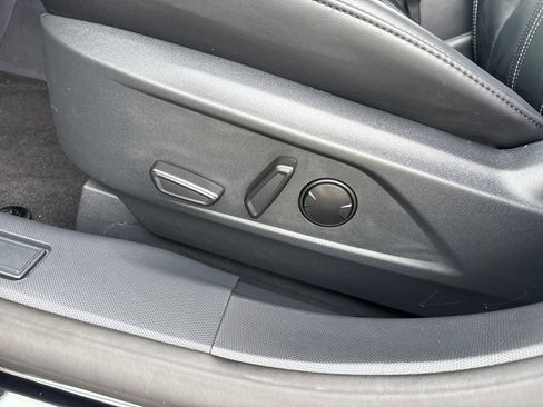 Used 2025 Ford Mustang Mach-E Select AWD/4WD image 25