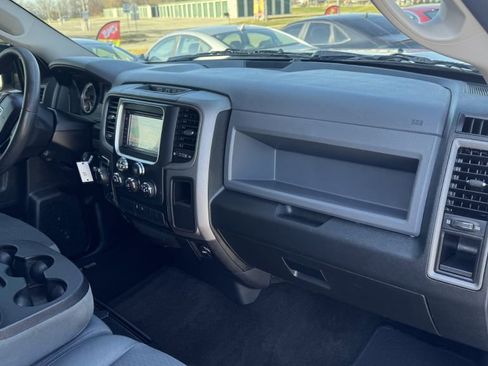 Used 2016 RAM 1500 Express image 26