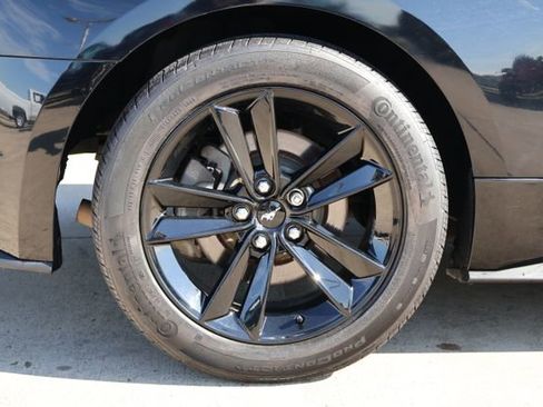 Used 2020 Ford Mustang Premium image 20