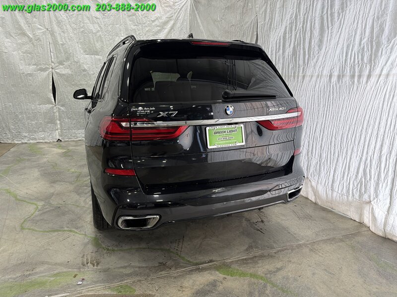 Used 2022 BMW X7 xDrive40i w/ M Sport Package AWD/4WD image 34