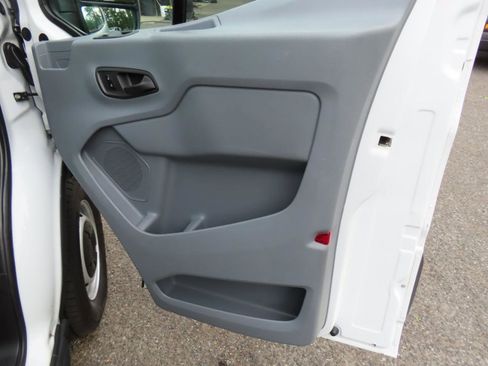 Used 2016 Ford Transit 250 130 Low Roof RWD image 26