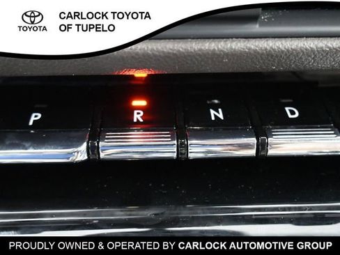 Used 2022 Lincoln Corsair FWD w/ Equipment Group 101A image 14