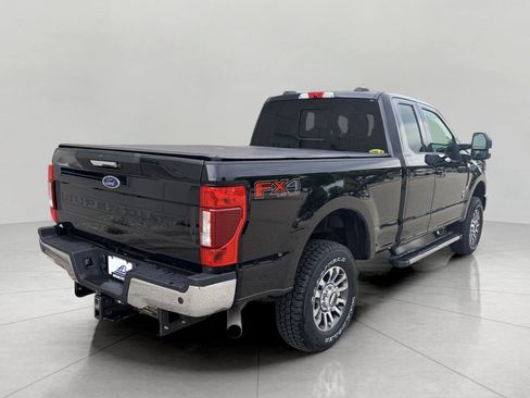 Used 2021 Ford F350 Lariat w/ FX4 Off-Road Package AWD/4WD image 5