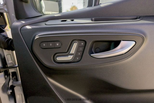 Used 2025 Mercedes-Benz Sprinter 2500 image 73