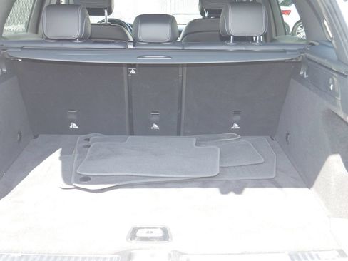 Used 2022 Mercedes-Benz GLC 300 4MATIC image 23