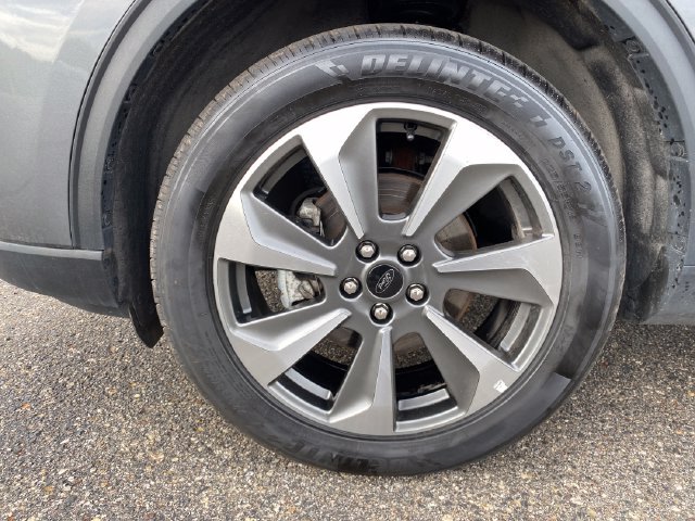 Used 2025 Ford Escape Platinum AWD/4WD image 23
