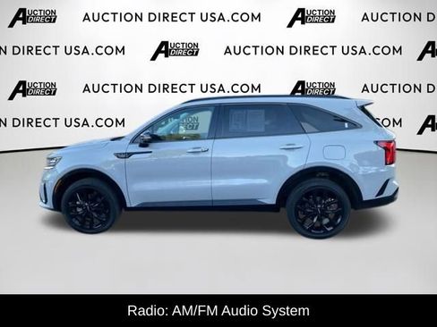 Used 2023 Kia Sorento SX AWD/4WD image 3