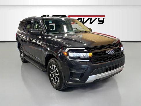 Used 2024 Ford Expedition XLT AWD/4WD image 1