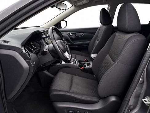 Used 2019 Nissan Rogue SV w/ Premium Package AWD/4WD image 6