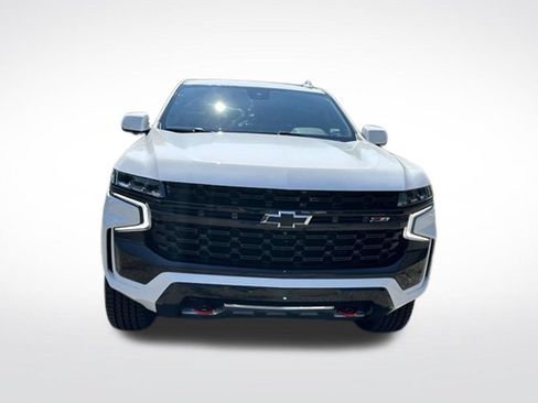Used 2023 Chevrolet Suburban Z71 w/ Luxury Package AWD/4WD image 9