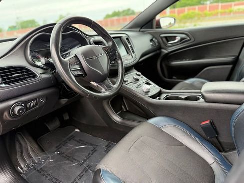 Used 2016 Chrysler 200 S w/ Navigation & Sound Group I FWD image 25