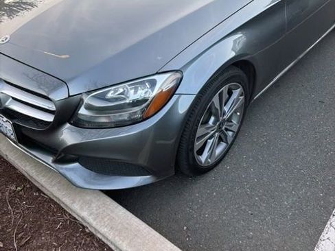 Used 2018 Mercedes-Benz C 300 Sedan image 2