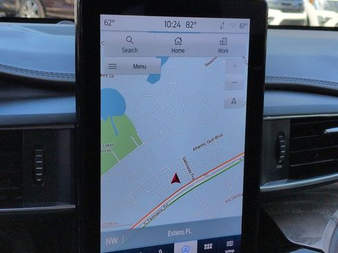 Certified 2024 Ford Explorer Platinum w/ Technology Package image 21