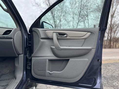 Used 2014 Chevrolet Traverse LT w/ All-Star Edition image 19