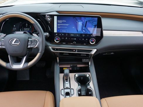 Certified 2025 Lexus RX 350 Premium image 27