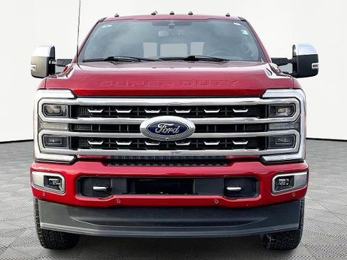 Certified 2023 Ford F250 Platinum image 3