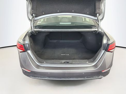 Used 2025 Nissan Sentra S FWD image 29
