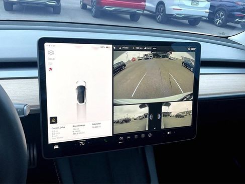 Used 2022 Tesla Model 3 Performance image 21