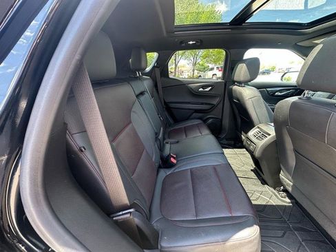 Used 2022 Chevrolet Blazer RS w/ Enhanced Convenience Package AWD/4WD image 17