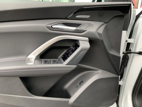 Certified 2025 Audi Q5 Premium Plus w/ Premium Plus image 10