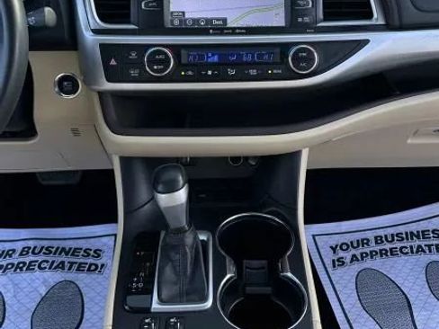 Used 2016 Toyota Highlander XLE image 34