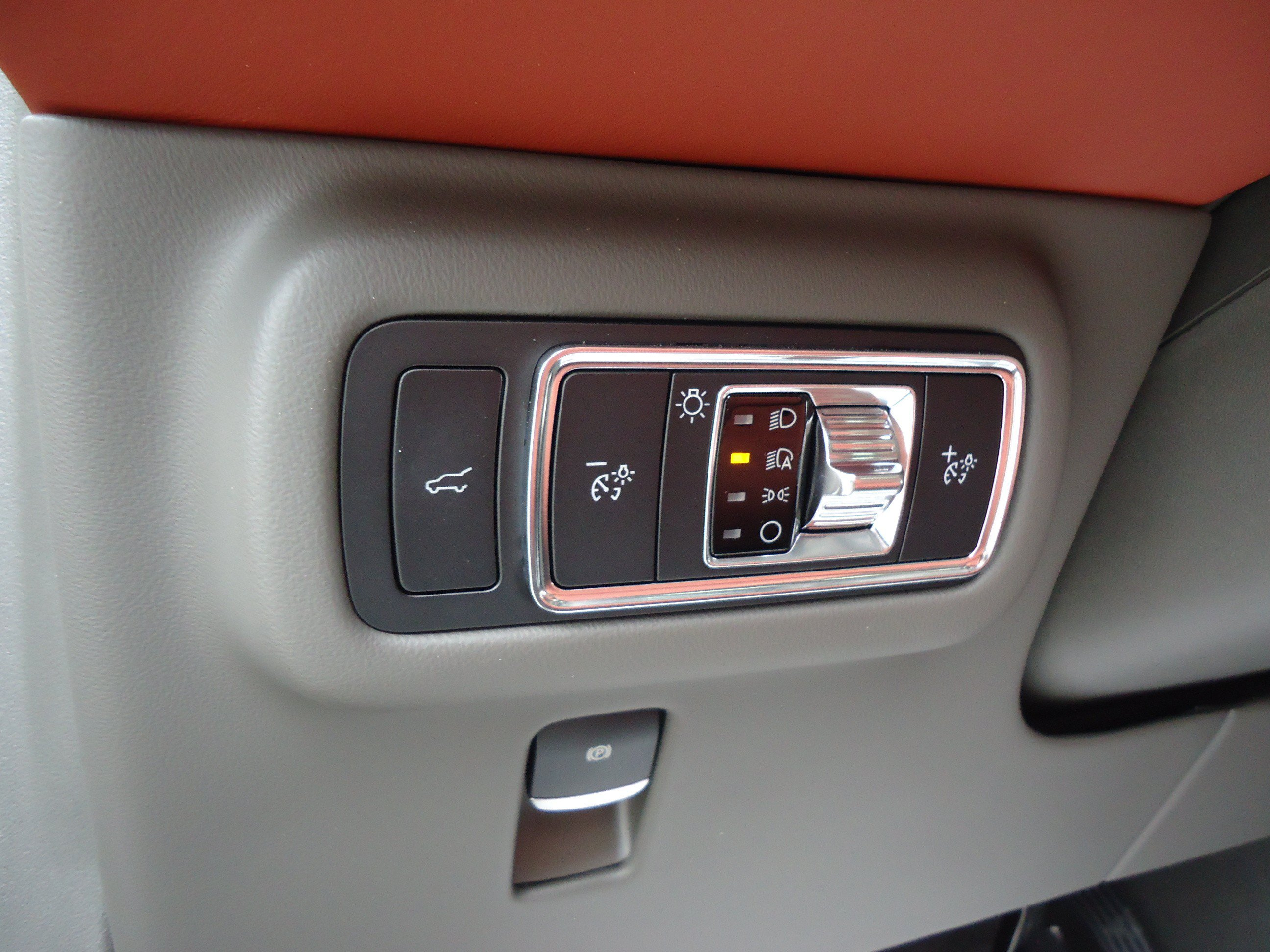 Used 2025 Lincoln Nautilus Black Label AWD/4WD image 14