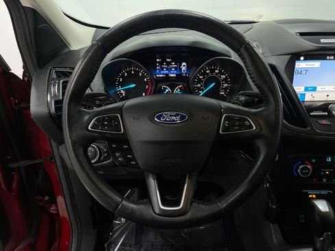 Used 2017 Ford Escape Titanium image 23