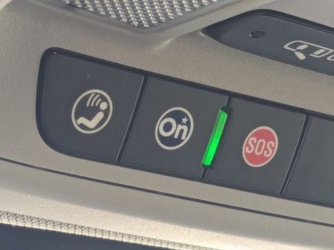 Used 2022 GMC Terrain SLE w/ Driver Convenience Package image 14