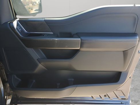 Used 2021 Ford F150 XLT w/ Equipment Group 302A High image 13