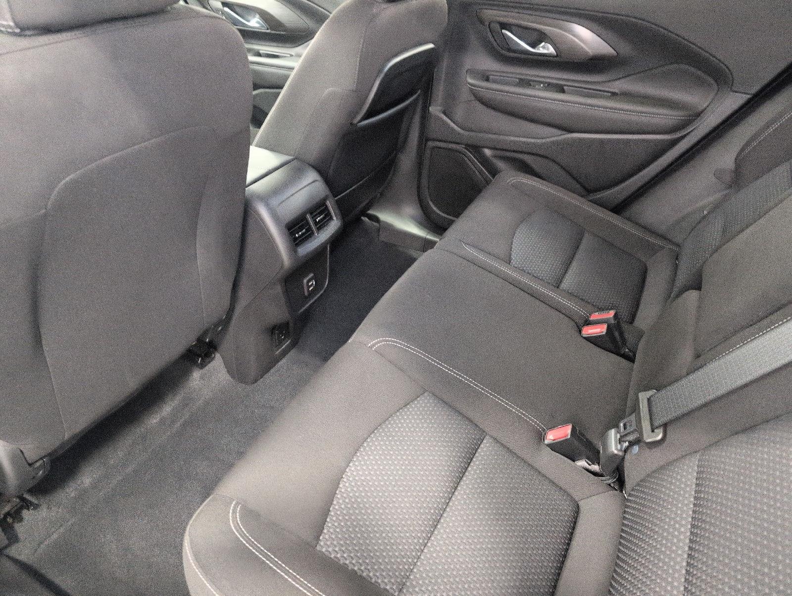 Used 2023 GMC Terrain SLE w/ Driver Convenience Package AWD/4WD image 21