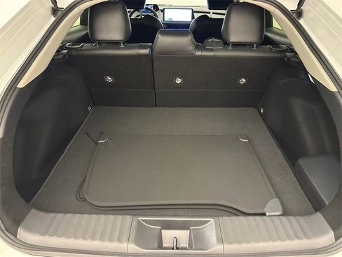 Used 2024 Toyota Prius XLE image 13