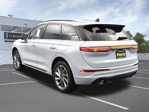 New 2026 Lincoln Corsair Grand Touring AWD/4WD image 7