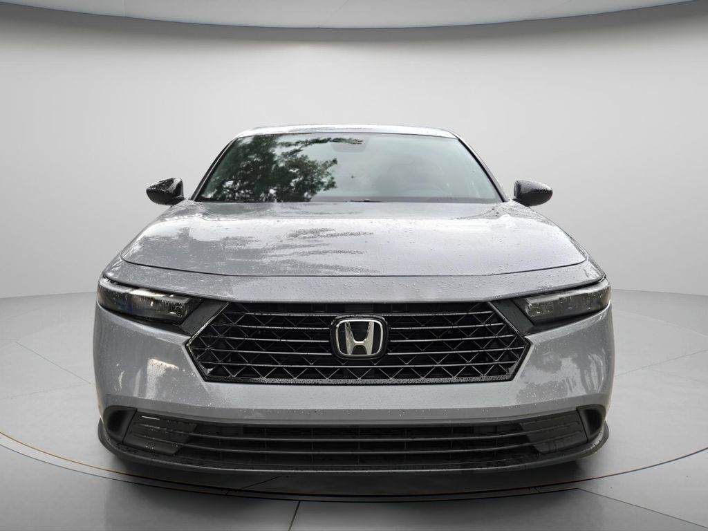 Used 2024 Honda Accord Sport image 4