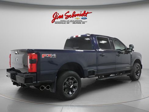 Used 2023 Ford F250 Lariat w/ Lariat Ultimate Package AWD/4WD image 6