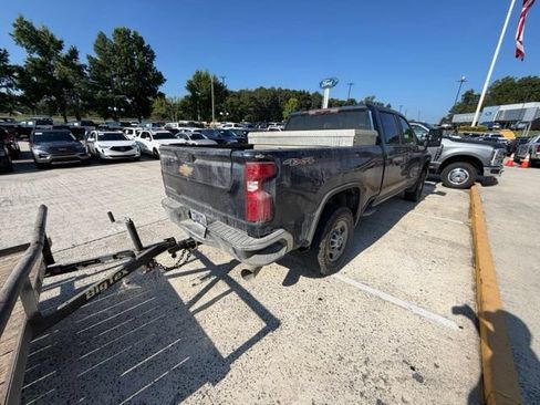 Used 2022 Chevrolet Silverado 2500 W/T w/ WT Convenience Package AWD/4WD image 19