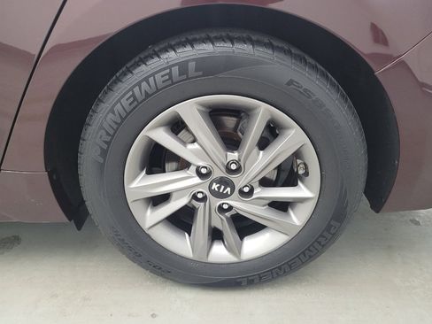 Used 2020 Kia Optima LX FWD image 29