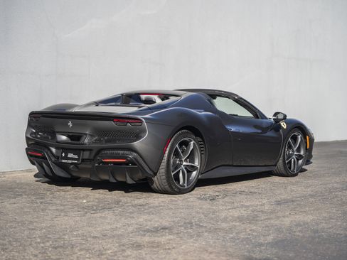 Certified 2025 Ferrari 296 GTS image 5