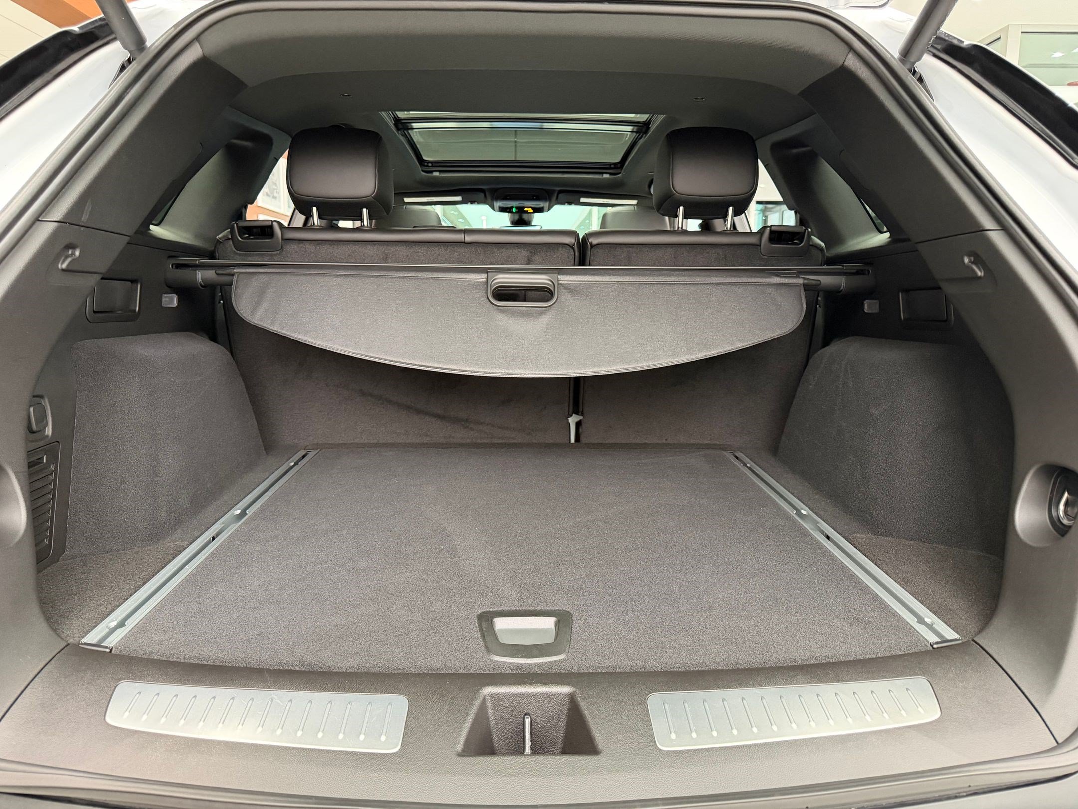 Certified 2026 Cadillac XT5 Premium Luxury w/ Driver Assist Package FWD image 34