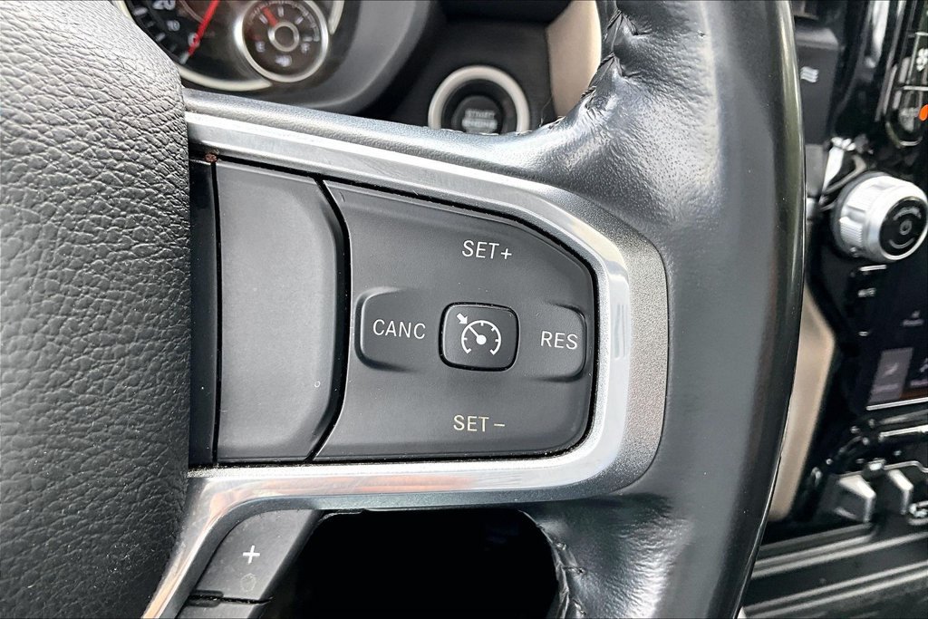 Used 2023 RAM 3500 Laramie AWD/4WD image 13