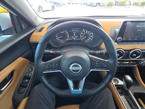 Used 2024 Nissan Sentra SV w/ SV Premium Package FWD image 18